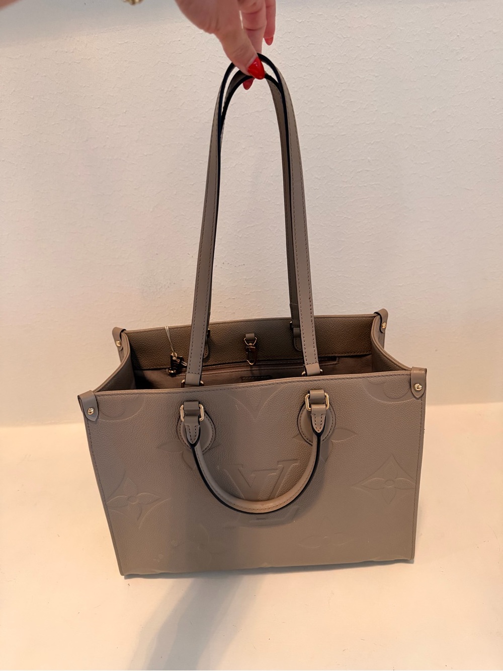 Louis Vuitton On the go Mm - Picture 8 of 15